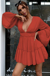 Vestido de fiesta rojo corto, mini y escotado, corte A